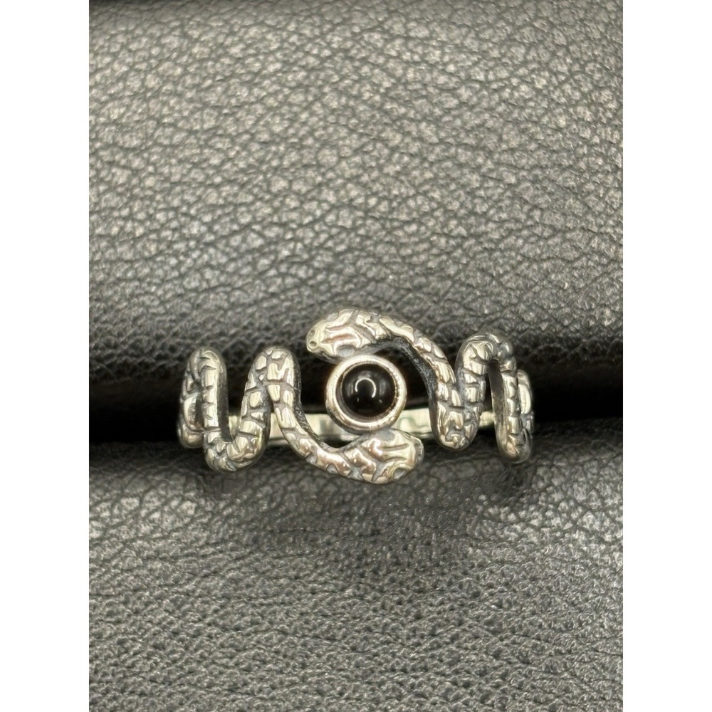 New Condition Sterling Silver Snake Ring Genuine Onyx Size 6.75 E13